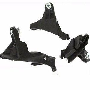 Head Lamp Bracket Right 211